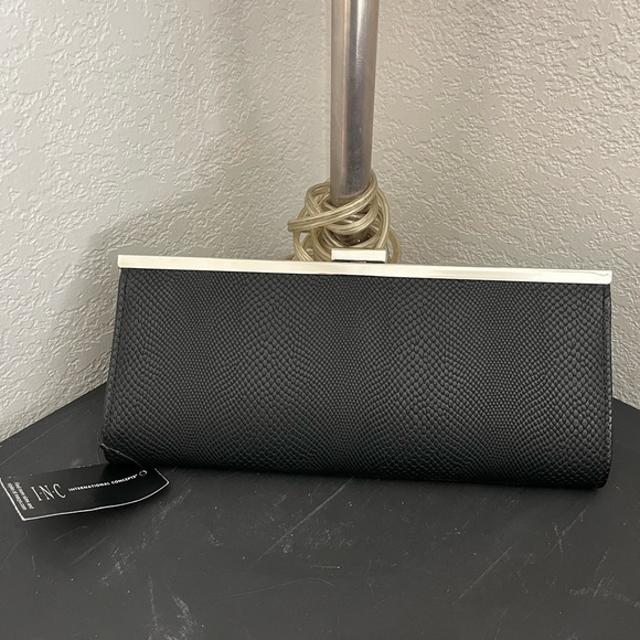 INC - Picture 2 of 3